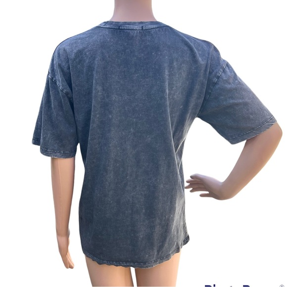 Forever 21 World Tour Screen Printed Lace Up T-Shirt - Picture 3 of 5